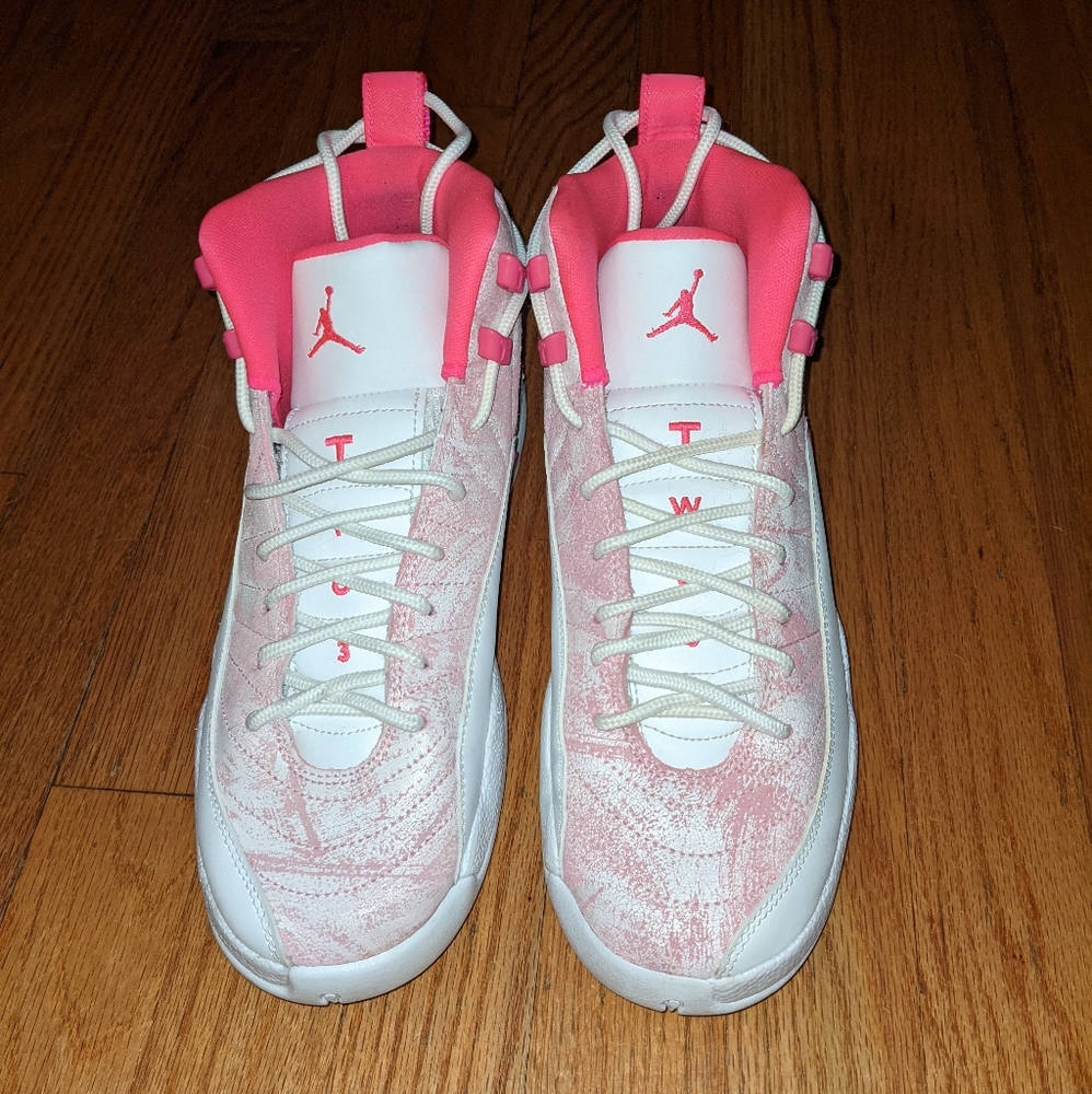 Jordan 12 Retro Arctic Pink sz 7